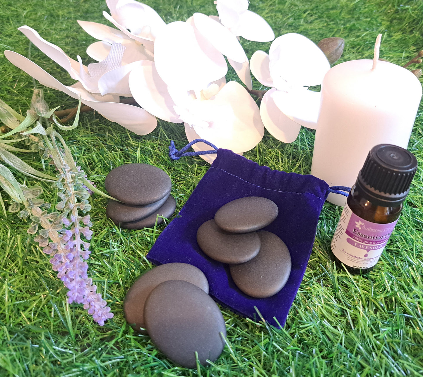 Face Massage hot stones,  set ideal for a gift for a loved one, relieves muscle, pain and tension applying heat.